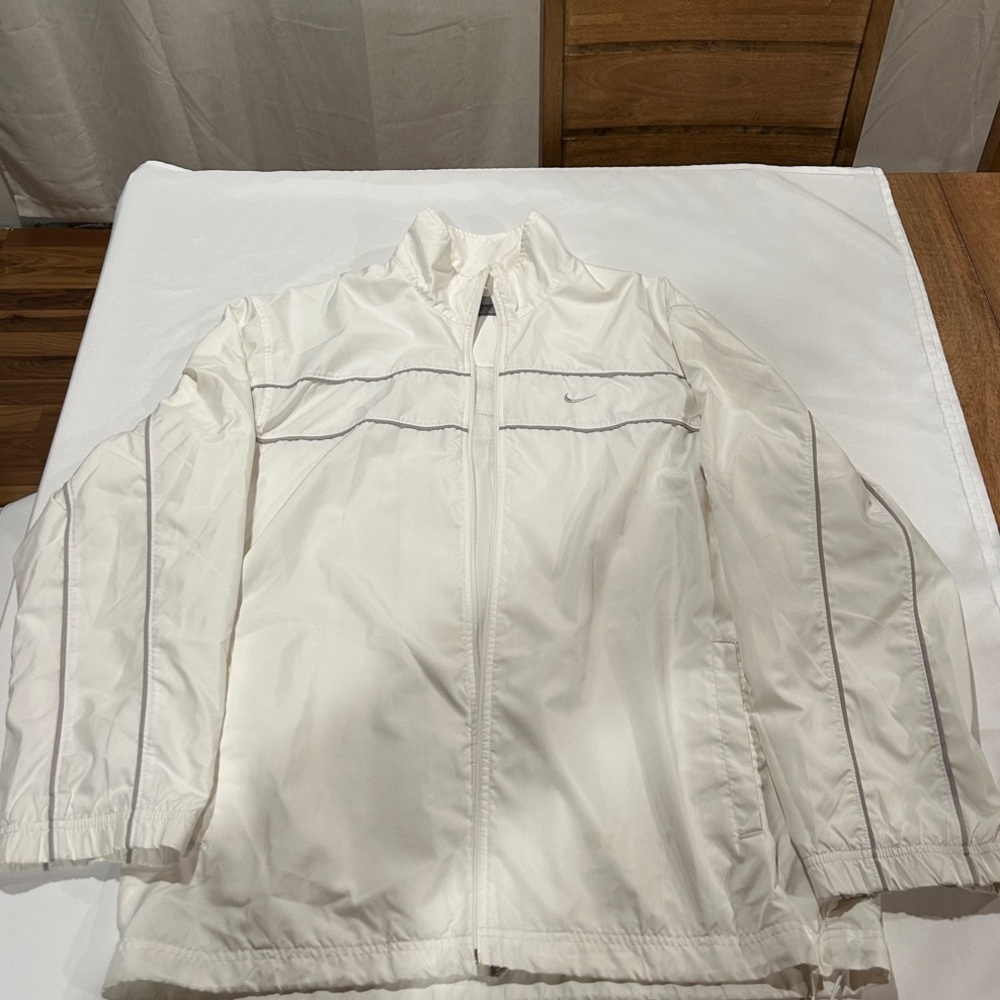 Nike White Oversized Windbreaker Jacket